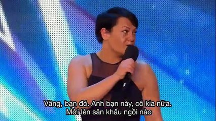 Chú chó biết thôi miên gây rúng động nước Anh