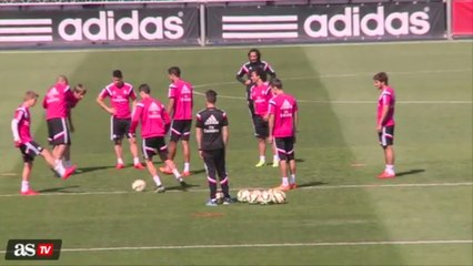 Assim que se faz! CR7 mostra habilidade em brincadeira com Odegaard