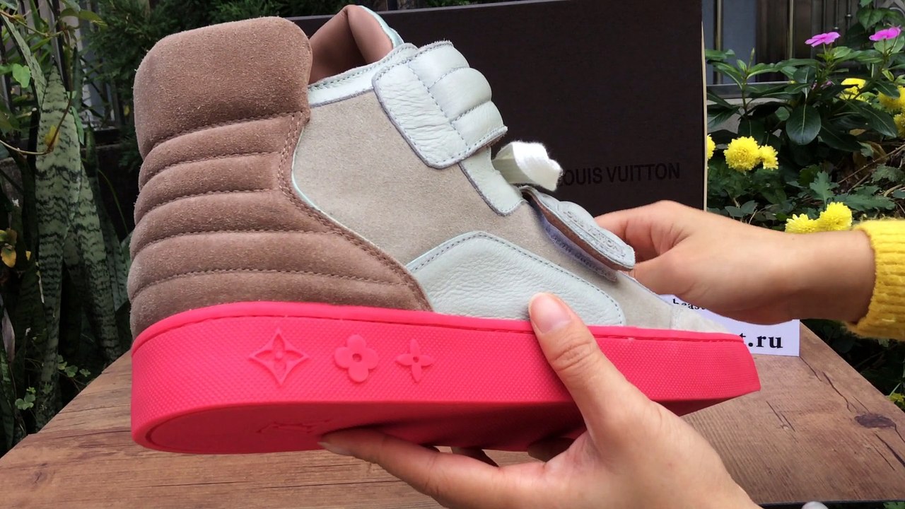 Louis Vuitton X Kanye West Jaspers