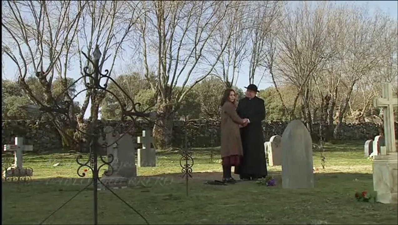 1060 Aurora va al cementerio ha pedirle consejo a Conrado