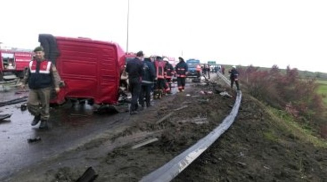 TEM'de Zincirleme Kaza: Ölü ve Yaralılar Var