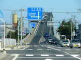 Japonya'nın Sıra Dışı Köprüsü Sürücülerin Korkulu Rüyası