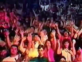 Benny Hinn - Girl get up from wheelchair