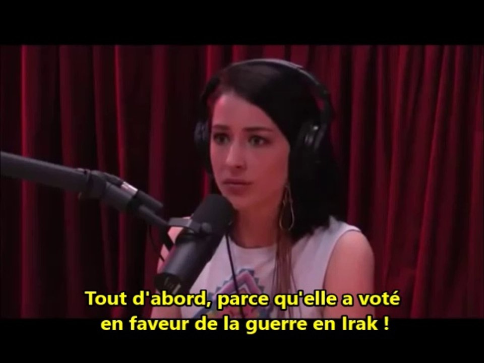 Abby Martin passe Hillary Clinton au vitriol (15.04.15)