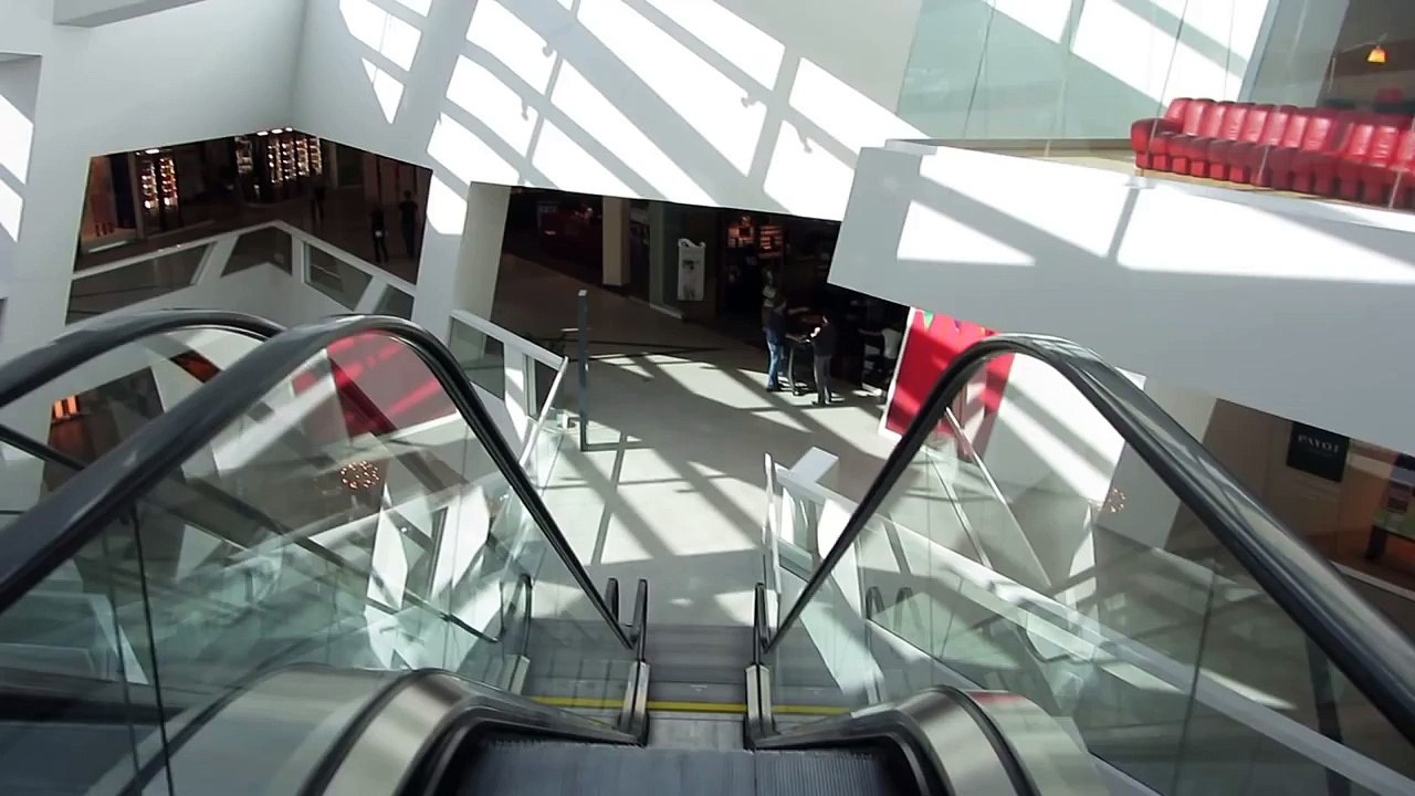 Shopping mall Schindler elevators