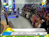 Aamir Liaquat Rejecting The Gesture of Those Who Put Their Hands On Their Hearts During National Anthem