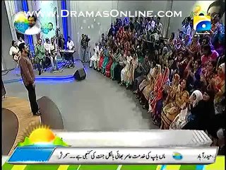 Скачать видео: Aamir Liaquat Rejecting The Gesture of Those Who Put Their Hands On Their Hearts During National Anthem