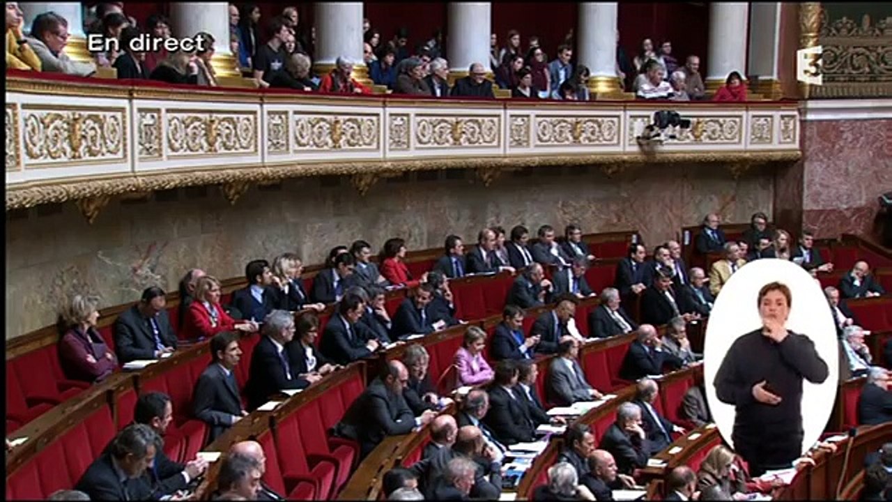 Question de Marion Marechal Le Pen (FN) à Manuel Valls - Assemblée Nationale 190313