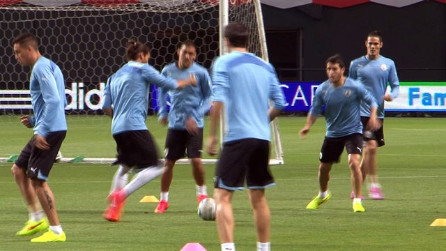 Uruguay look to cope without banned Suarez