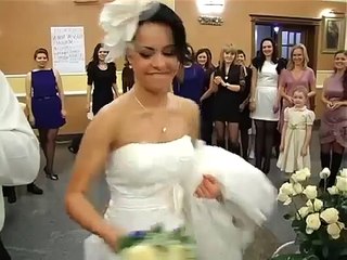 Смешная ситуация на свадьбе!!