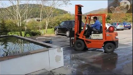 Funny Workers Fail Compilation 2015