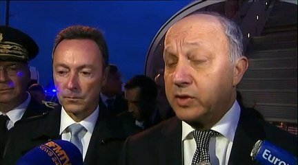 Séisme au Népal : "On est très inquiets pour certains Français", annonce Fabius