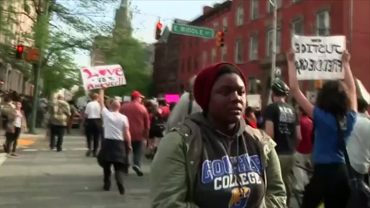 Manifestations contre les violences policières dans plusieurs villes des États-Unis