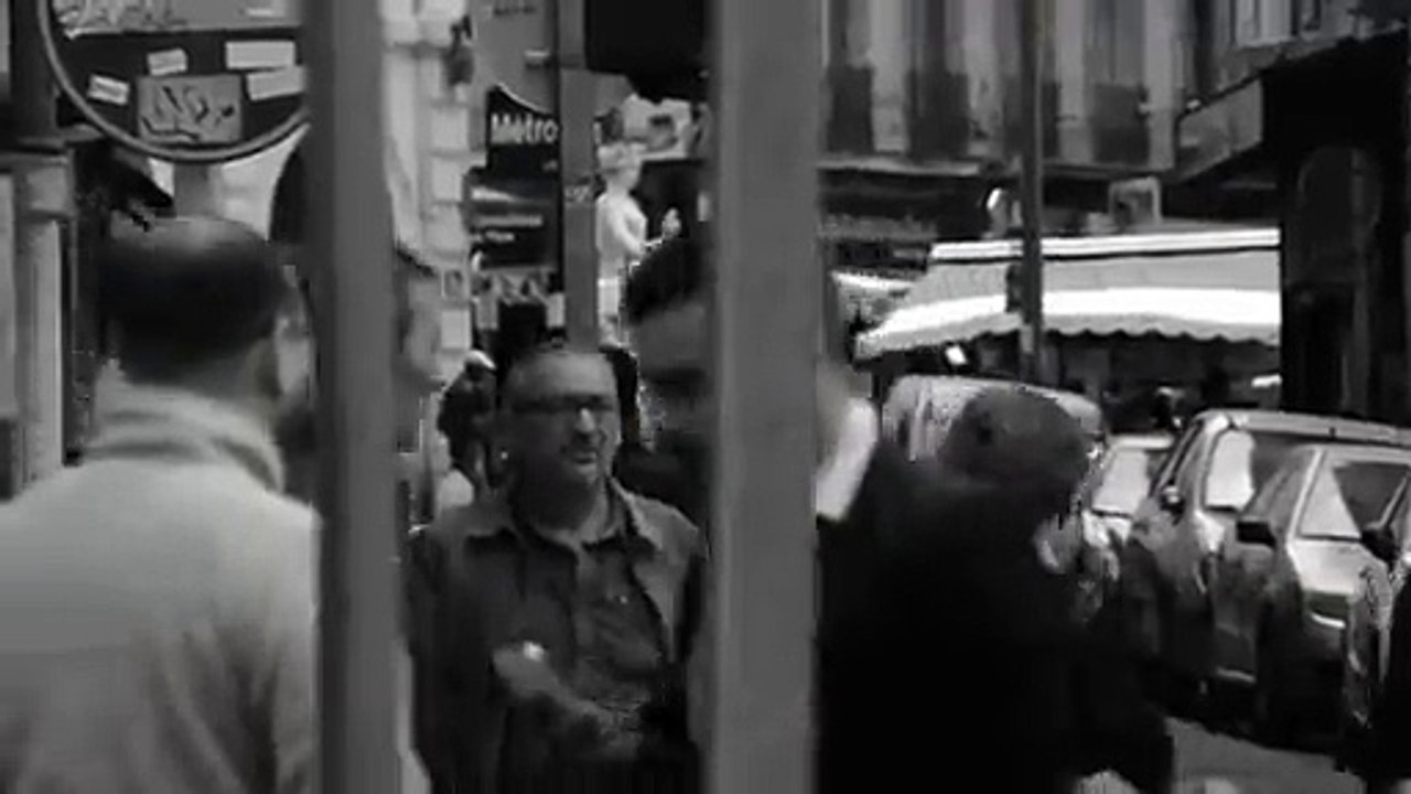 Ksir Makoza - À la dérive (Clip Officiel )