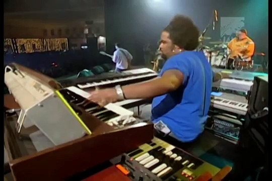 Marcus Miller - Higher Ground - Java Jazz Festival 2007