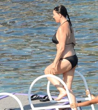 Nebahat Çehre: Bu Yaz Bikini Giymeyeceğim