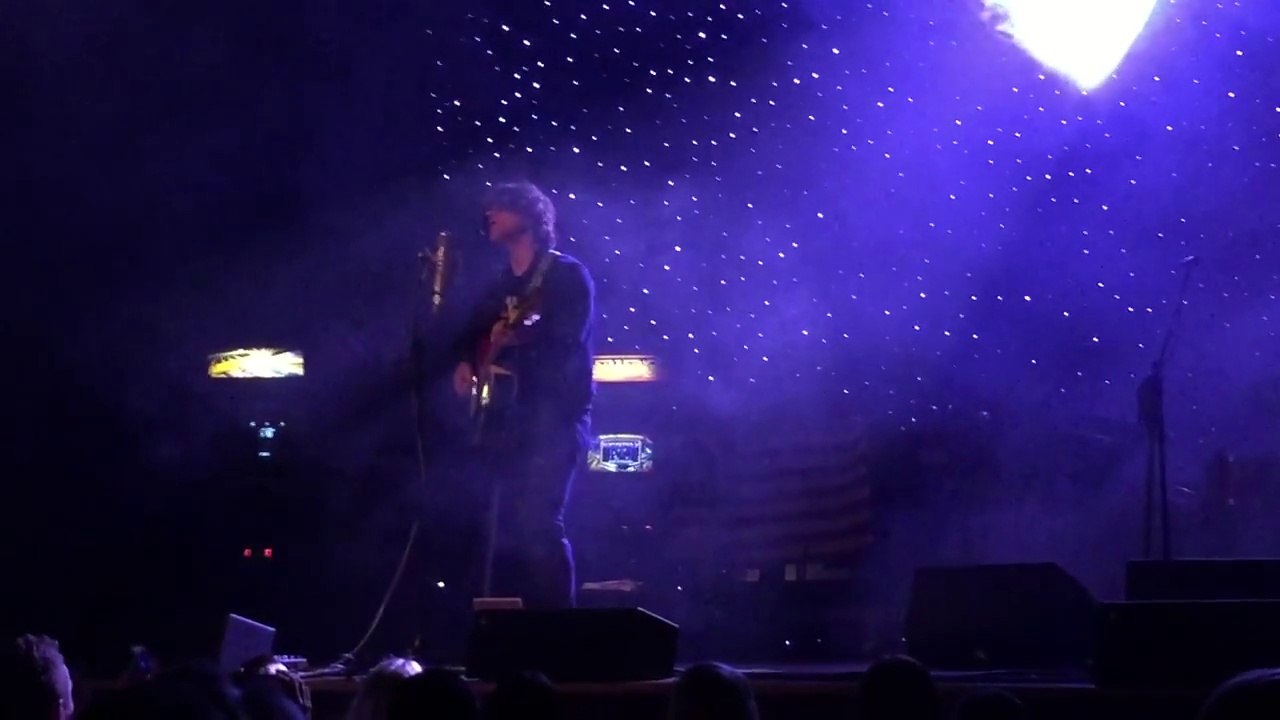 Ryan Adams covers Summer of '69 at The RYMAN!