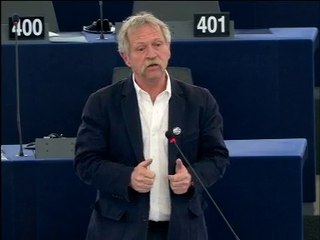José Bové sur la bactérie Xilella: "C'est une peste végétale qui est en train d'arriver en Europe!"