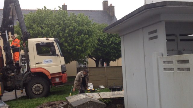 Téléphone : les dernières cabines de Quimperlé