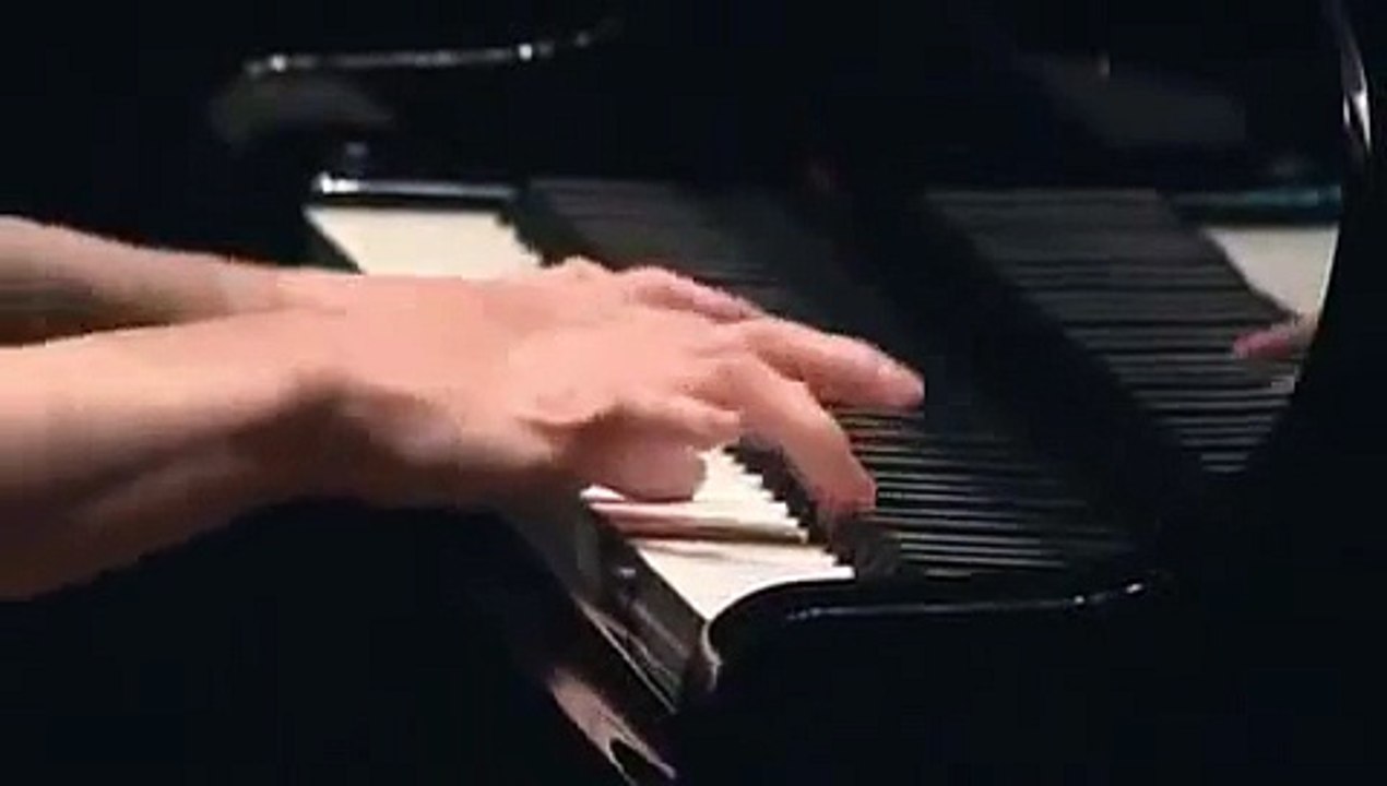 Yiruma - River Flows In You