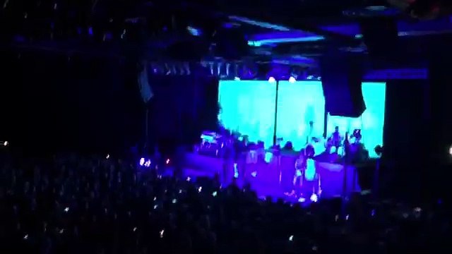 BARBARADURSO.COM - Ieri sera al concerto di Raf con la mia amica Gabriella