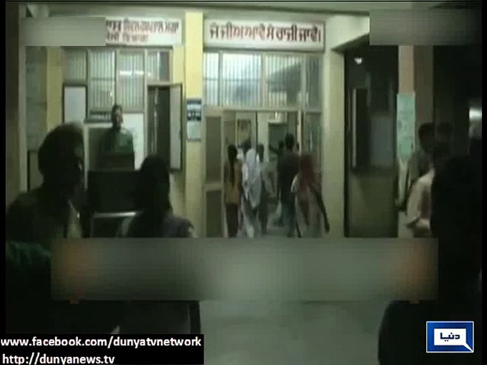 Dunya News - Molested, mom & girl jump off bus, daughter dies in Punjab