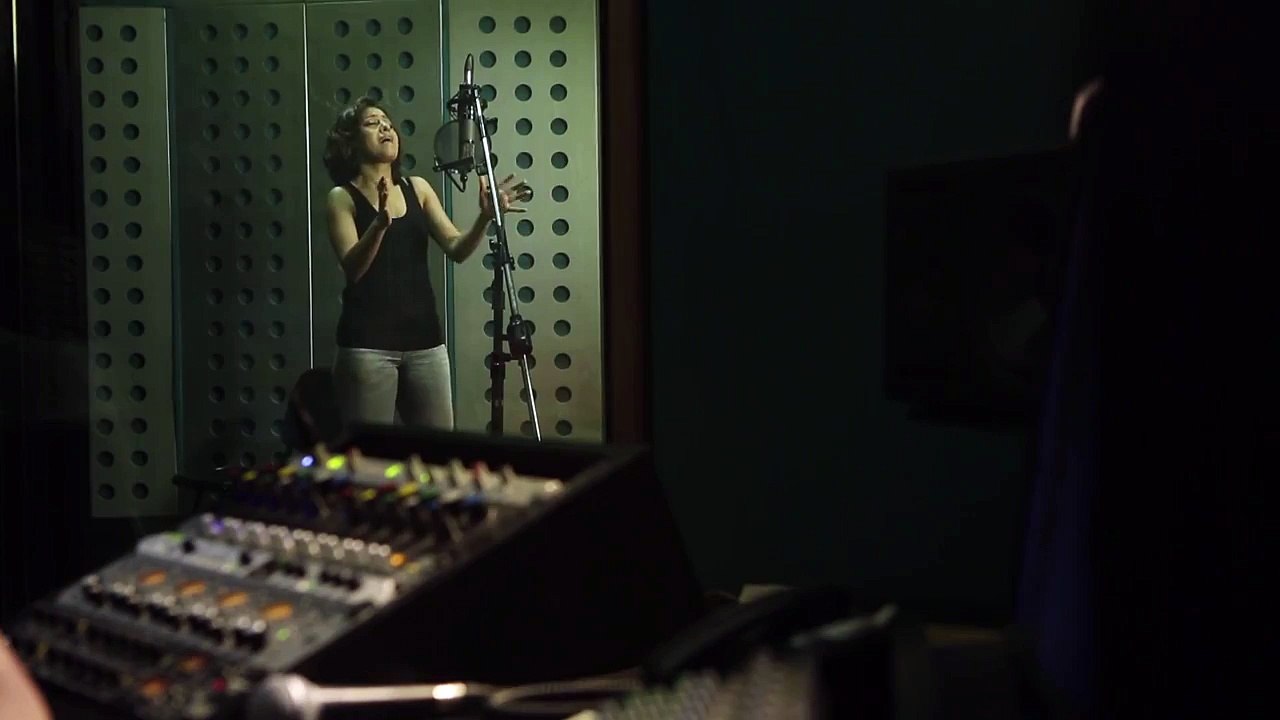 Sunidhi Chauhan's Move On Is Live Now!