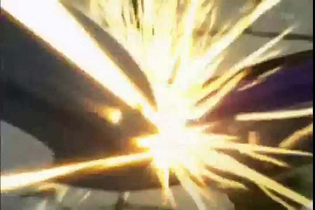 HD Beyblade Amv: Fang Leone 130W2D vs Scythe Kronos T125EDS