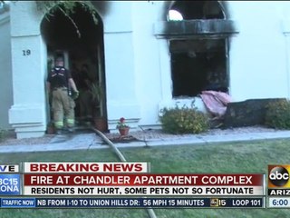 Fire destroys Chandler apartment