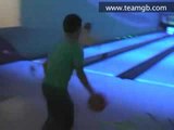 Leon Taylor and Tom Daley - Diving Video Diary 16- Bowling