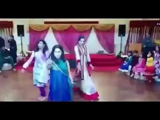 Beautiful BRIDE - BEST Dance on Wedding Night Sangeet Party