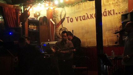 Μια βραδιά στο νταλκαδάκι... 25-04-2015 ( video 4)