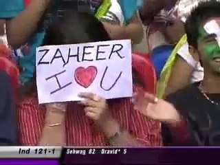 Girl proposes Zaheer Khan during a cricket match