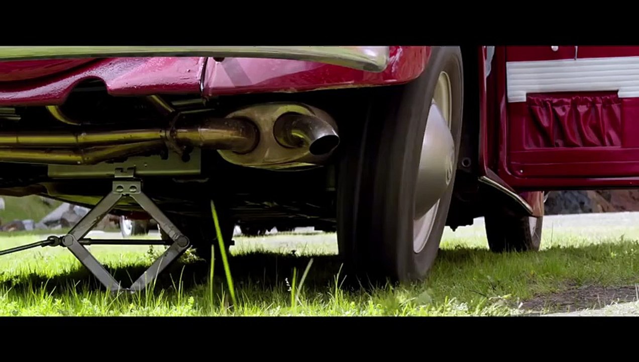 Kill Me Three Times 2015 Official Trailer HD