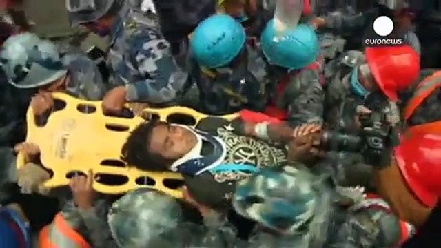 Nepal'de beş gün sonra gelen çifte mucize