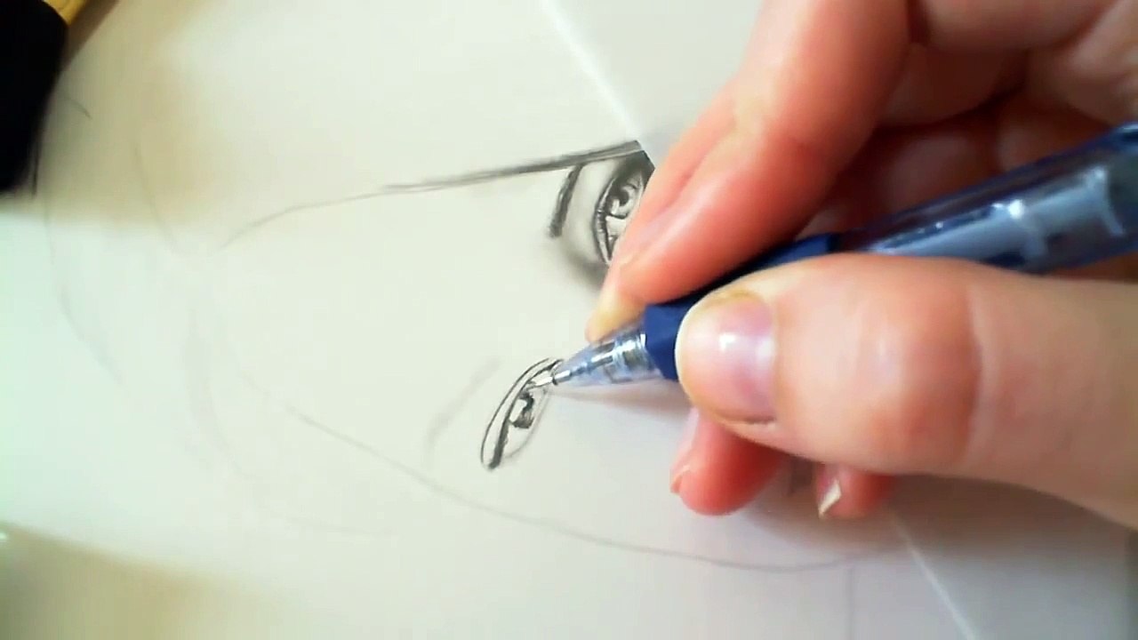 Portrait drawing - advices for realistic pencil portraits