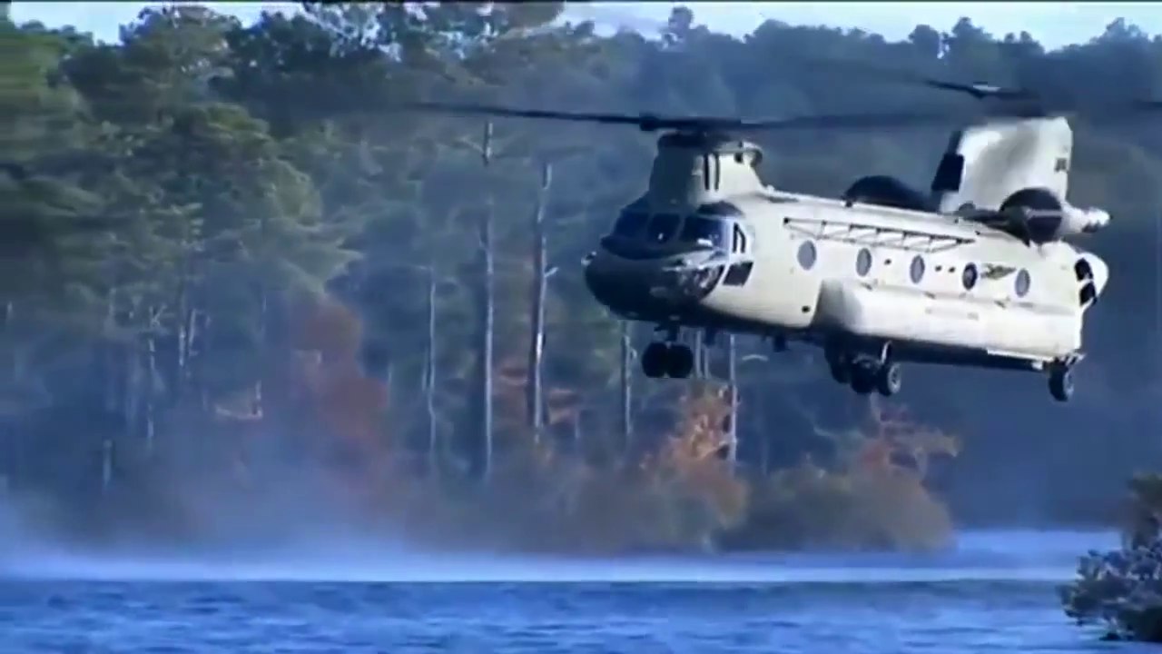 CH 47 Chinook in Action