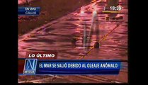 Oleaje anómalo: El mar inundó así Plaza Grau del Callao (VIDEO)