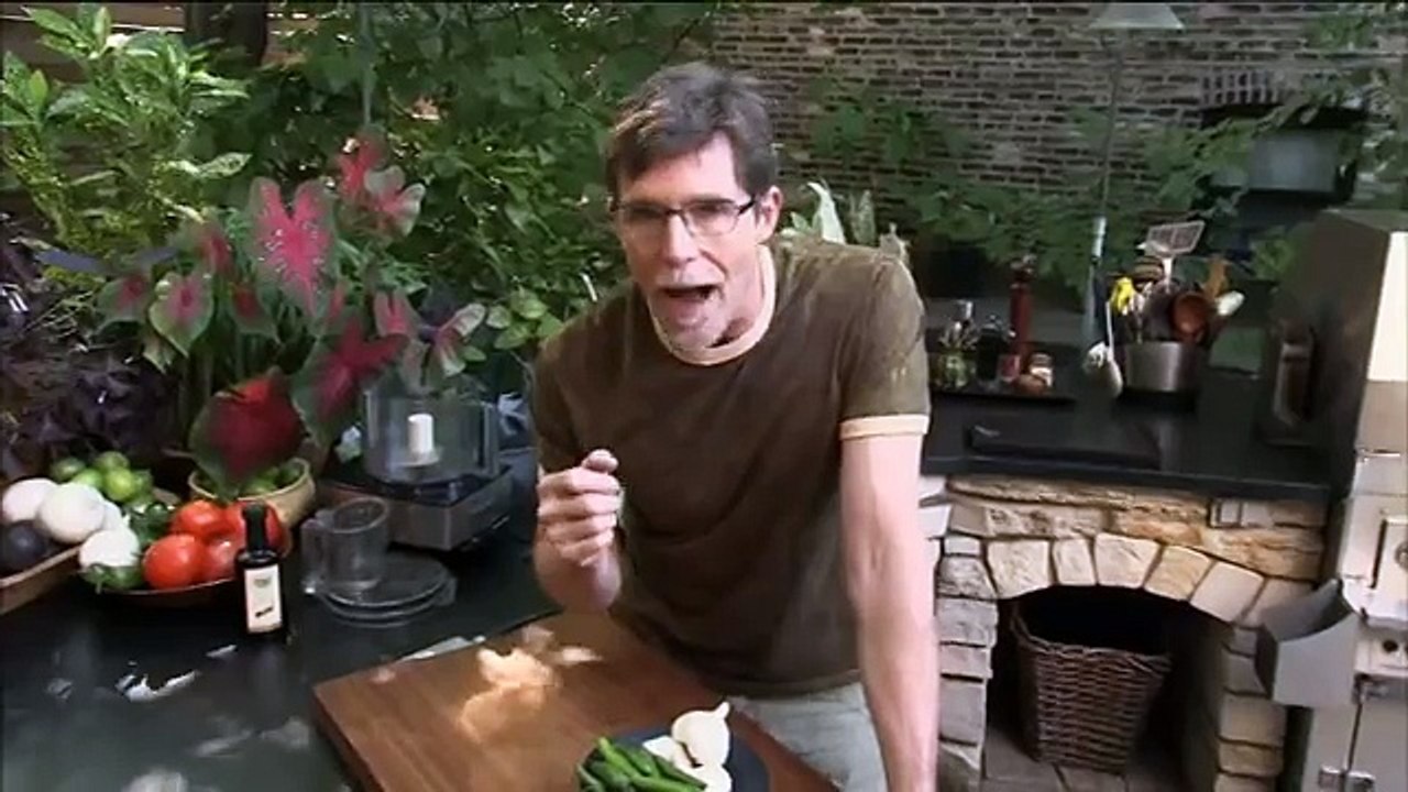 Chef Rick Bayless Grills Carne Asada Brava on a Kalamazoo Outdoor Gourmet Hybrid Grill