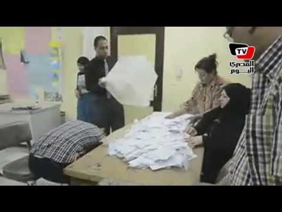 فرز أصوات الناخبين في بورسعيد