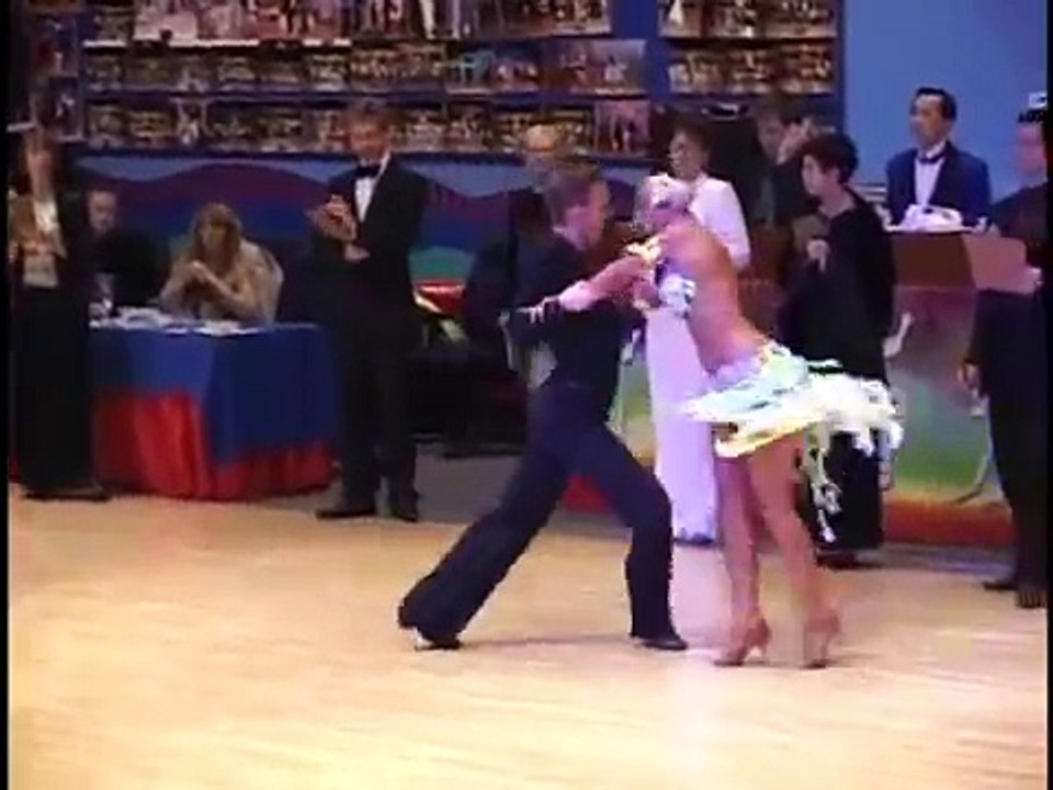 Vadim Garbuzov and Kathrin Menzinger - Latin Dances demostration in a Ten dance competition 2006