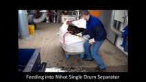 Nihot Recycling: Compost cleaning - removing stones and plastics from compost