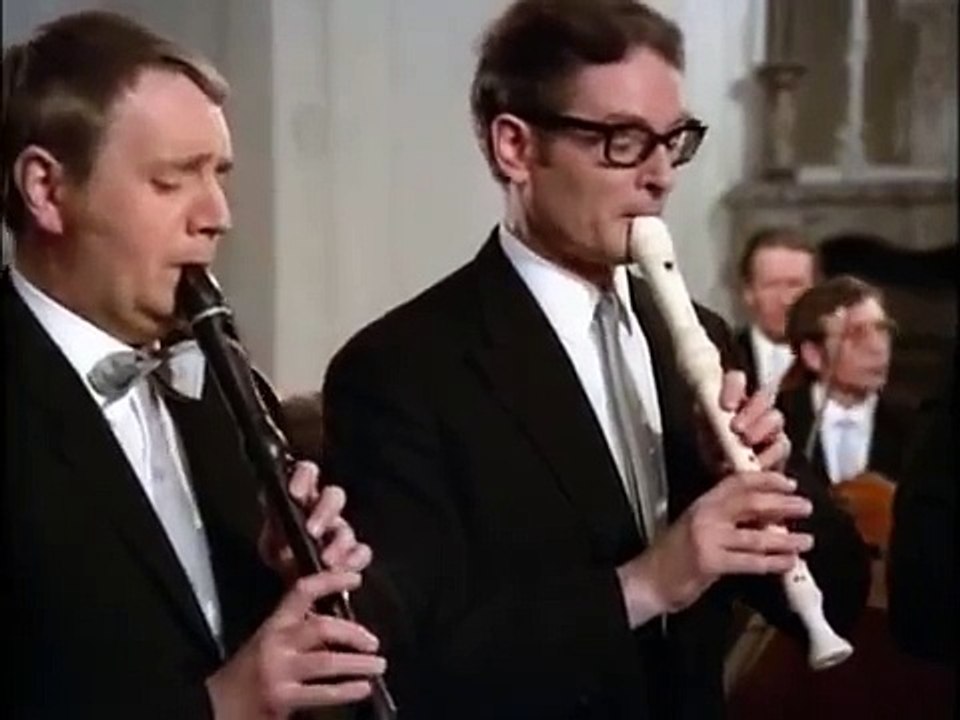 Bach - Brandenburg Concerto No. 4 in G major BWV 1049 - 1. Allegro