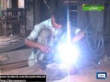 Dunya News - Labourers struggle in heat to find job on World Labour Day