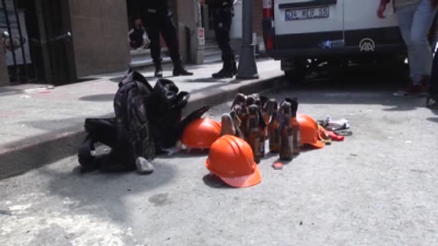 Kurtuluş'ta 17 Adet Molotof Kokteyli Yakalandı