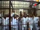 إخوان سوهاج يهتفون داخل قفص الاتهام بأناشيد إسلامية ويسقط حكم العسكر