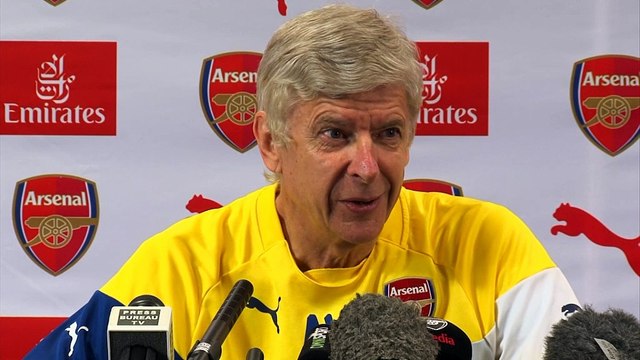 Wenger criticises Mourinho, praises Chelsea consistency