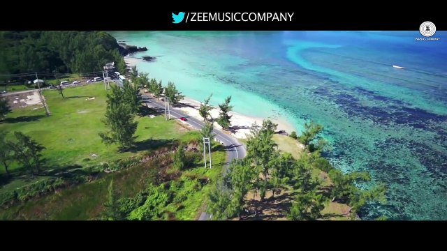 The Shaukeens Official Trailer | Anupam Kher, Annu Kapoor, Piyush Mishra, Lisa Haydon & Akshay Kumar