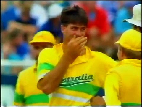 This is the funniest dismissal in cricket, ducks a slower ball yorker!