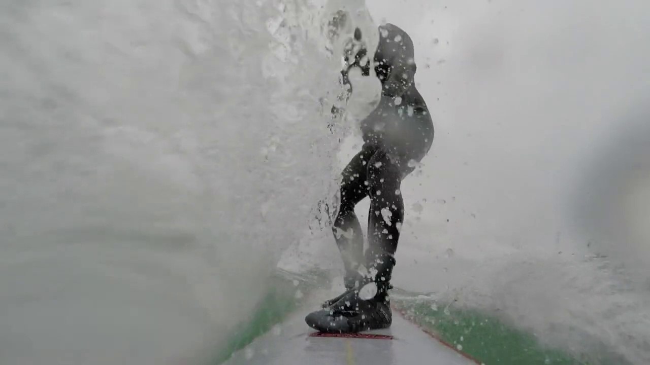 Sport : ils surfent au-dessus du cercle polaire arctique